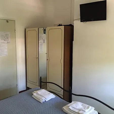 Zaghini Hotel *