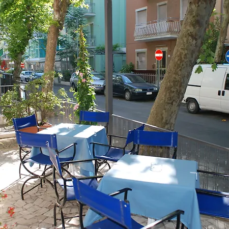 Zaghini Hotel *