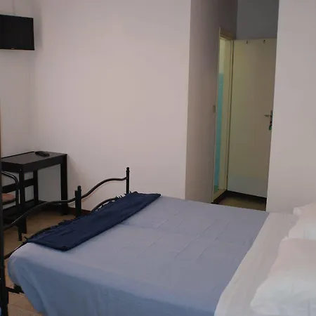 Zaghini Hotel *